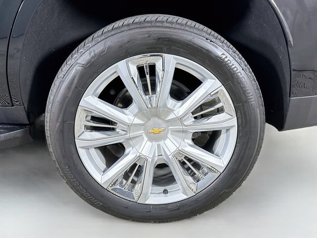 Used 2024 Chevrolet Tahoe High Country w/ Advanced Technology Package AWD/4WD image 35