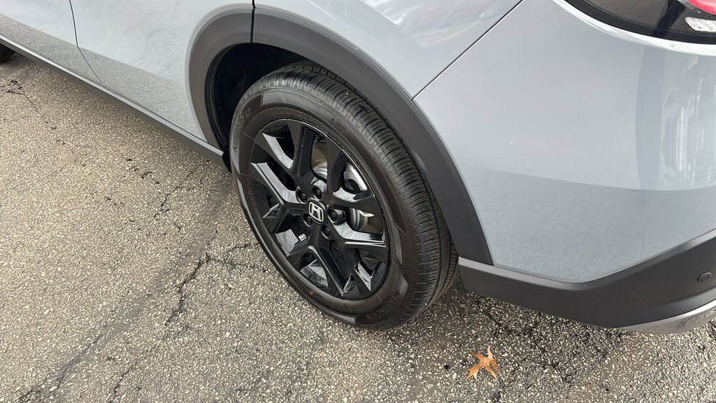 Used 2024 Honda HR-V Sport image 9