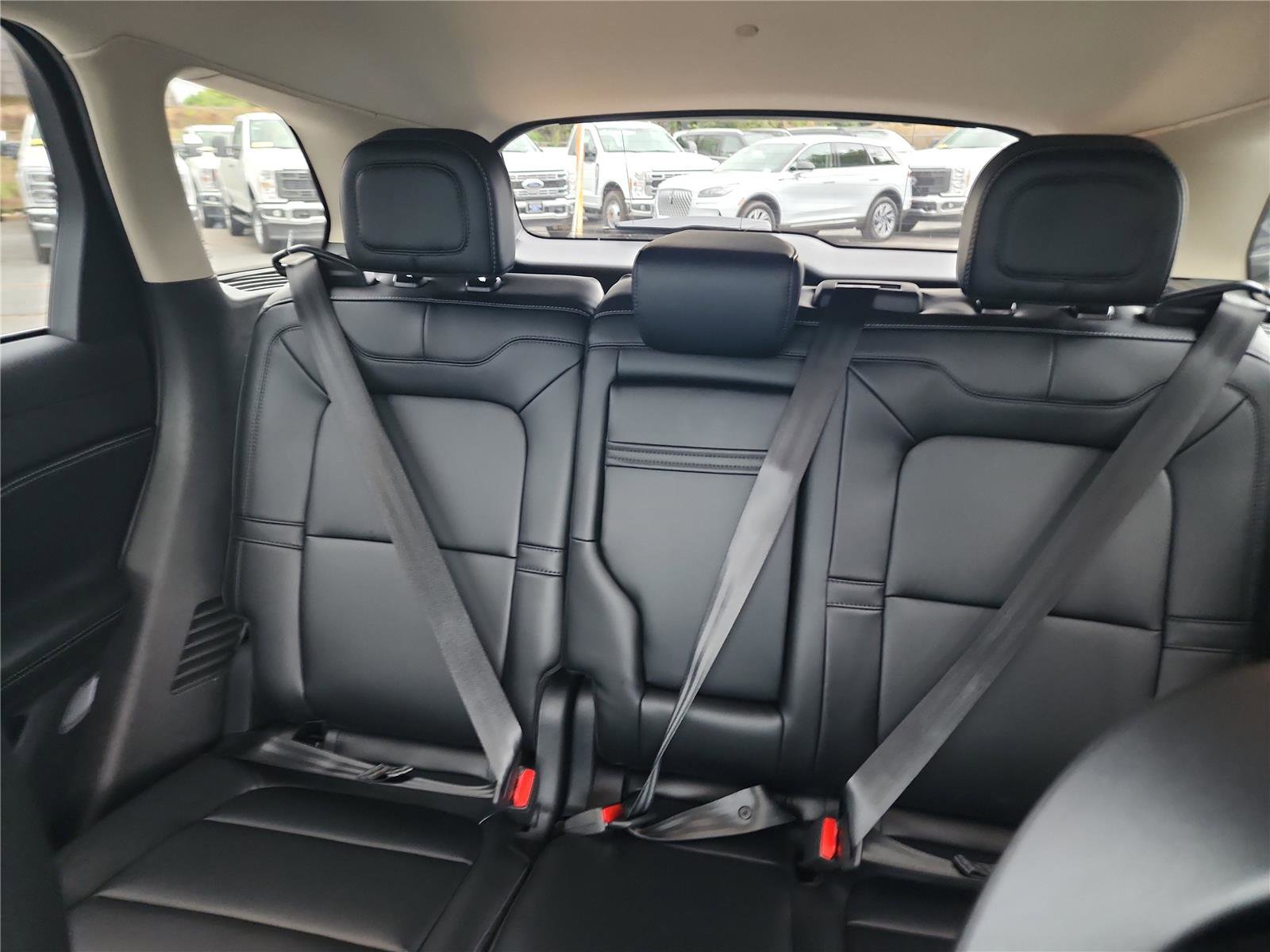 New 2026 Lincoln Corsair Premiere image 15