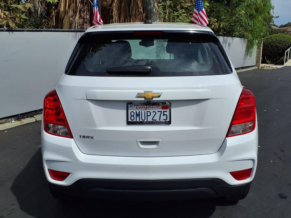 Used 2020 Chevrolet Trax LS FWD image 7