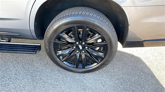 Used 2021 Cadillac Escalade Sport w/ Driver Assist Tech Package image 32