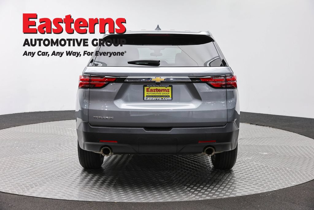 Used 2023 Chevrolet Traverse LS FWD image 6