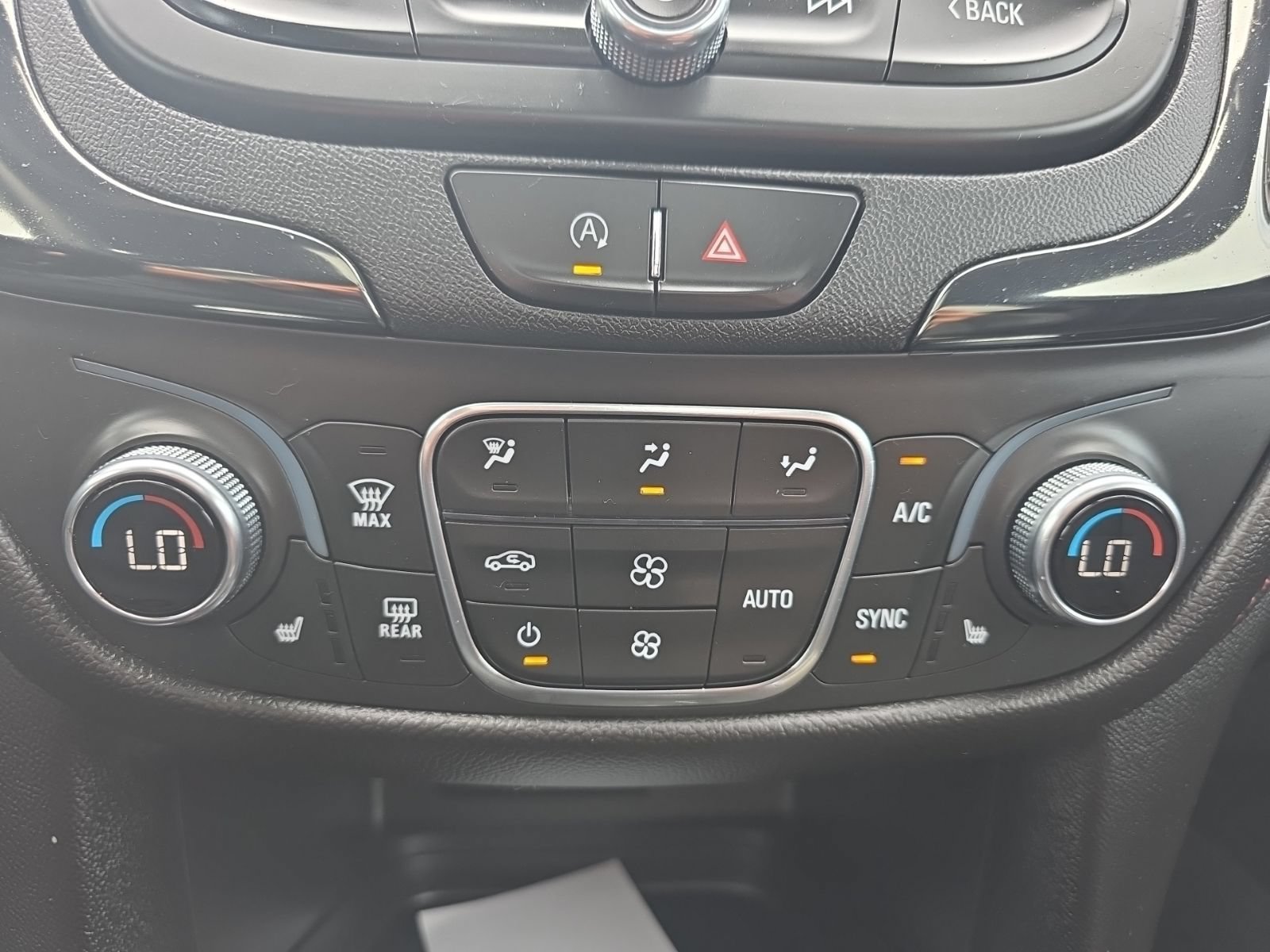 Used 2023 Chevrolet Equinox RS w/ RS Leather Package FWD image 12