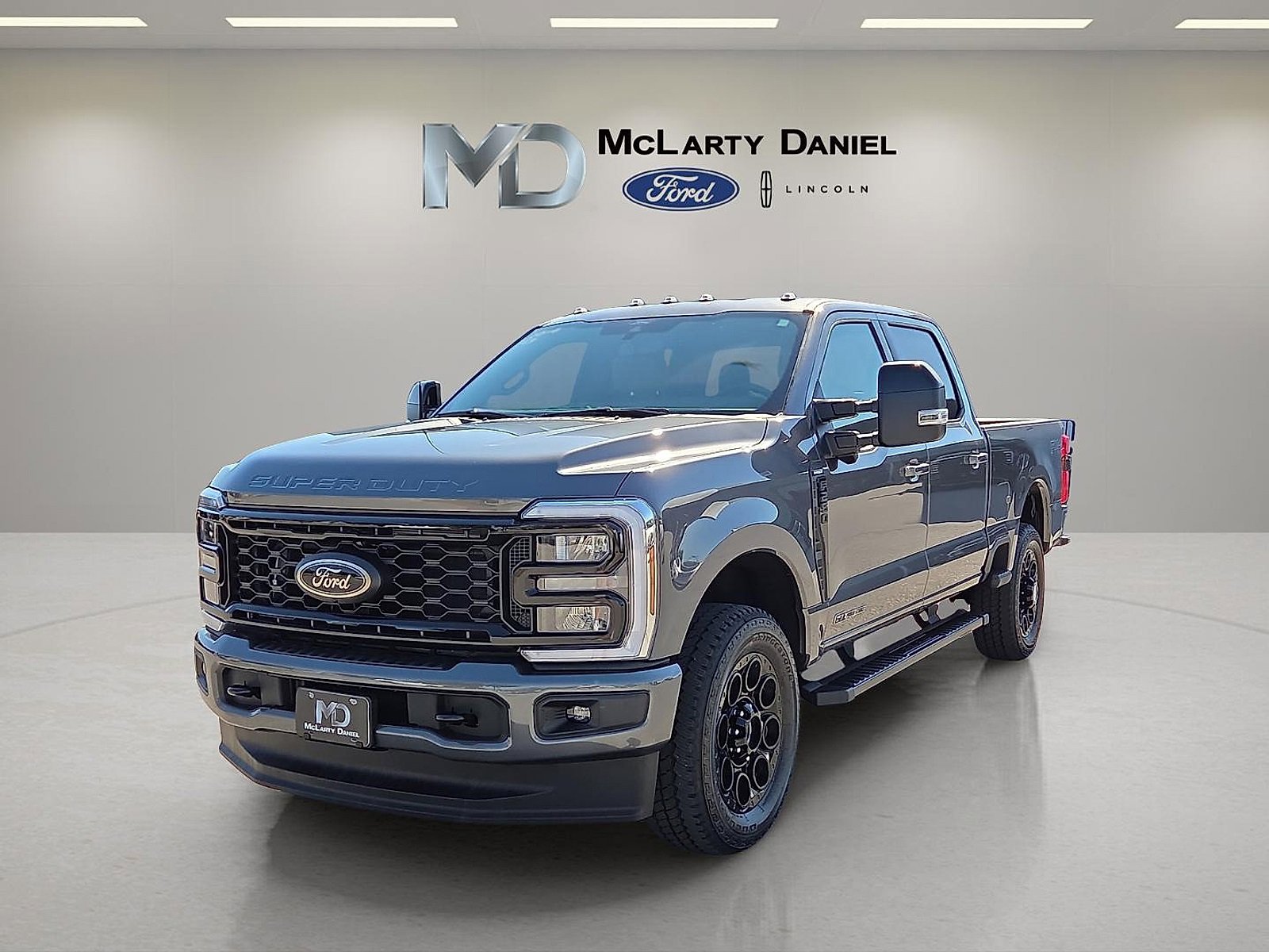 New 2026 Ford F250 Lariat image 2