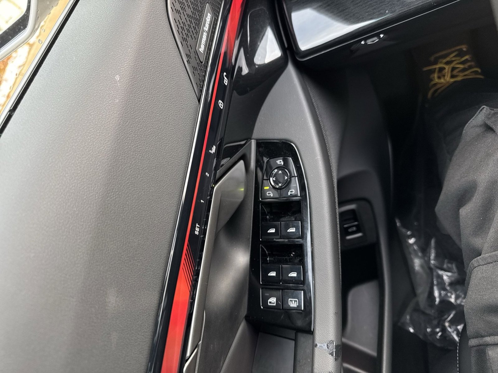 New 2026 BMW i5 eDrive40 image 9