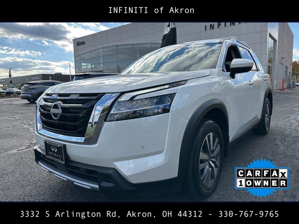Used 2024 Nissan Pathfinder SL