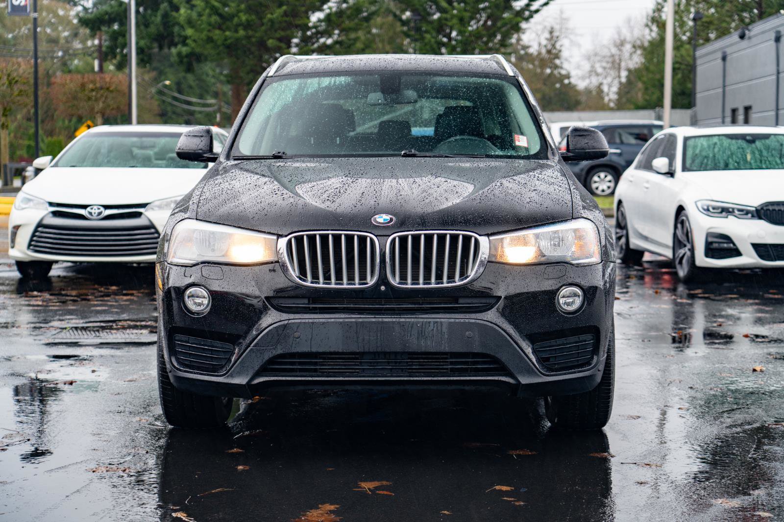 Used 2016 BMW X3 xDrive28i image 3