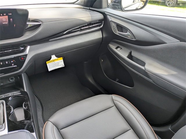 New 2025 Buick Envista Avenir image 17