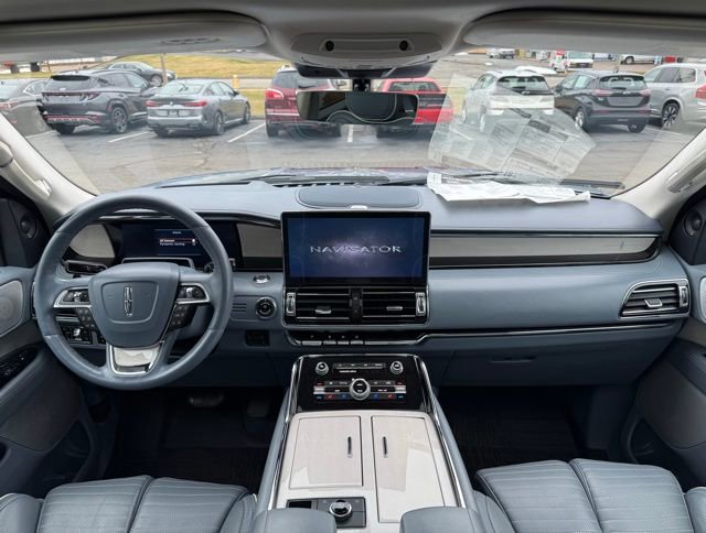 Used 2022 Lincoln Navigator L Black Label image 23