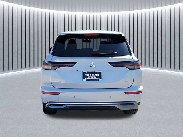 New 2026 Mitsubishi Outlander SE FWD image 5