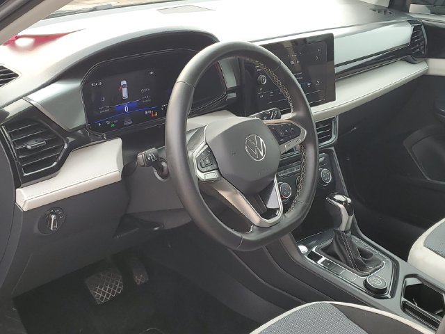 Used 2025 Volkswagen Taos S AWD/4WD image 7