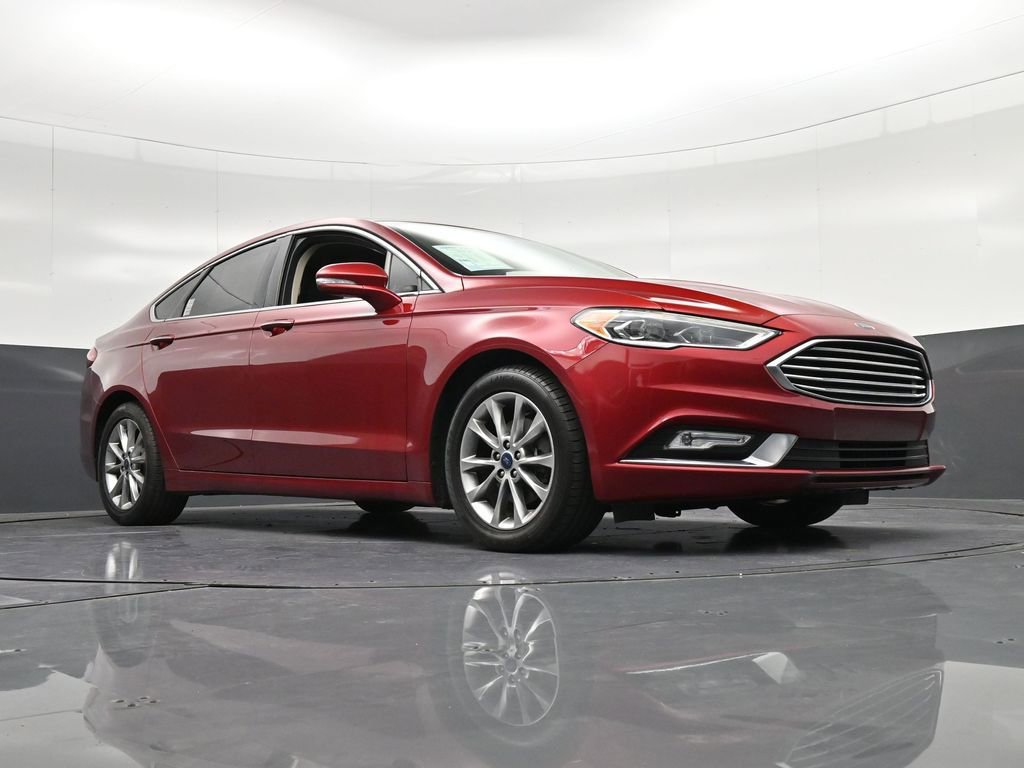 Used 2017 Ford Fusion SE w/ Fusion SE Technology Package FWD image 34