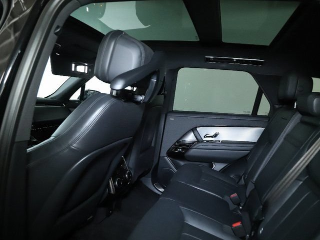 Used 2024 Land Rover Range Rover Sport Dynamic SE AWD/4WD image 19