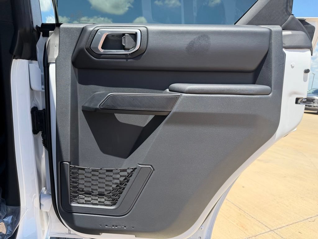 New 2026 Ford Bronco Outer Banks AWD/4WD image 12