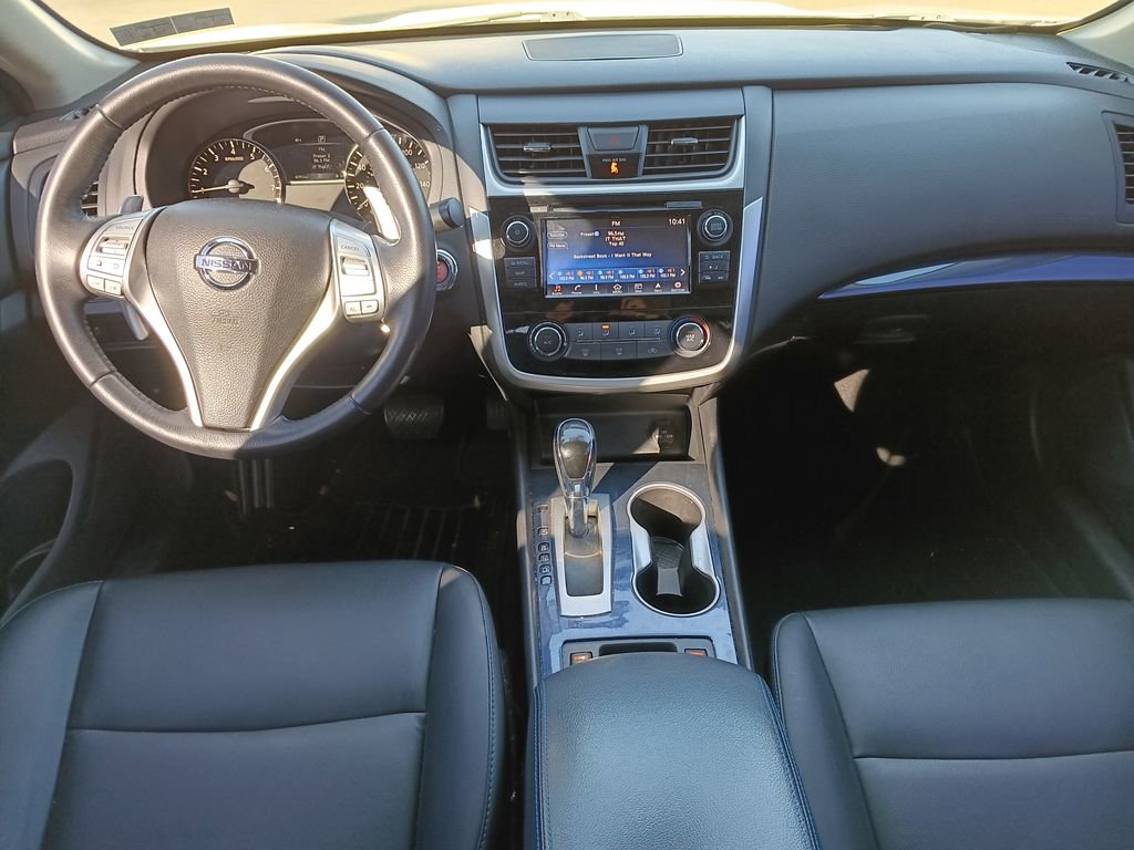 Used 2018 Nissan Altima 2.5 SR w/ SR Midnight Edition image 13