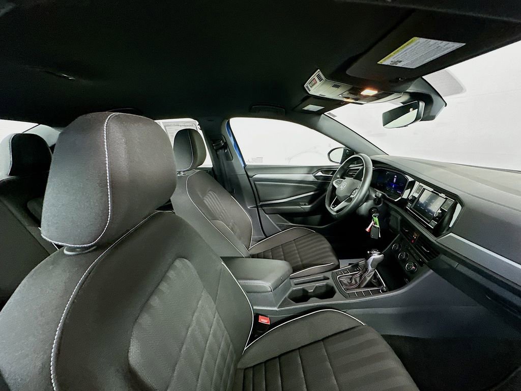 Used 2023 Volkswagen Jetta Sport image 26