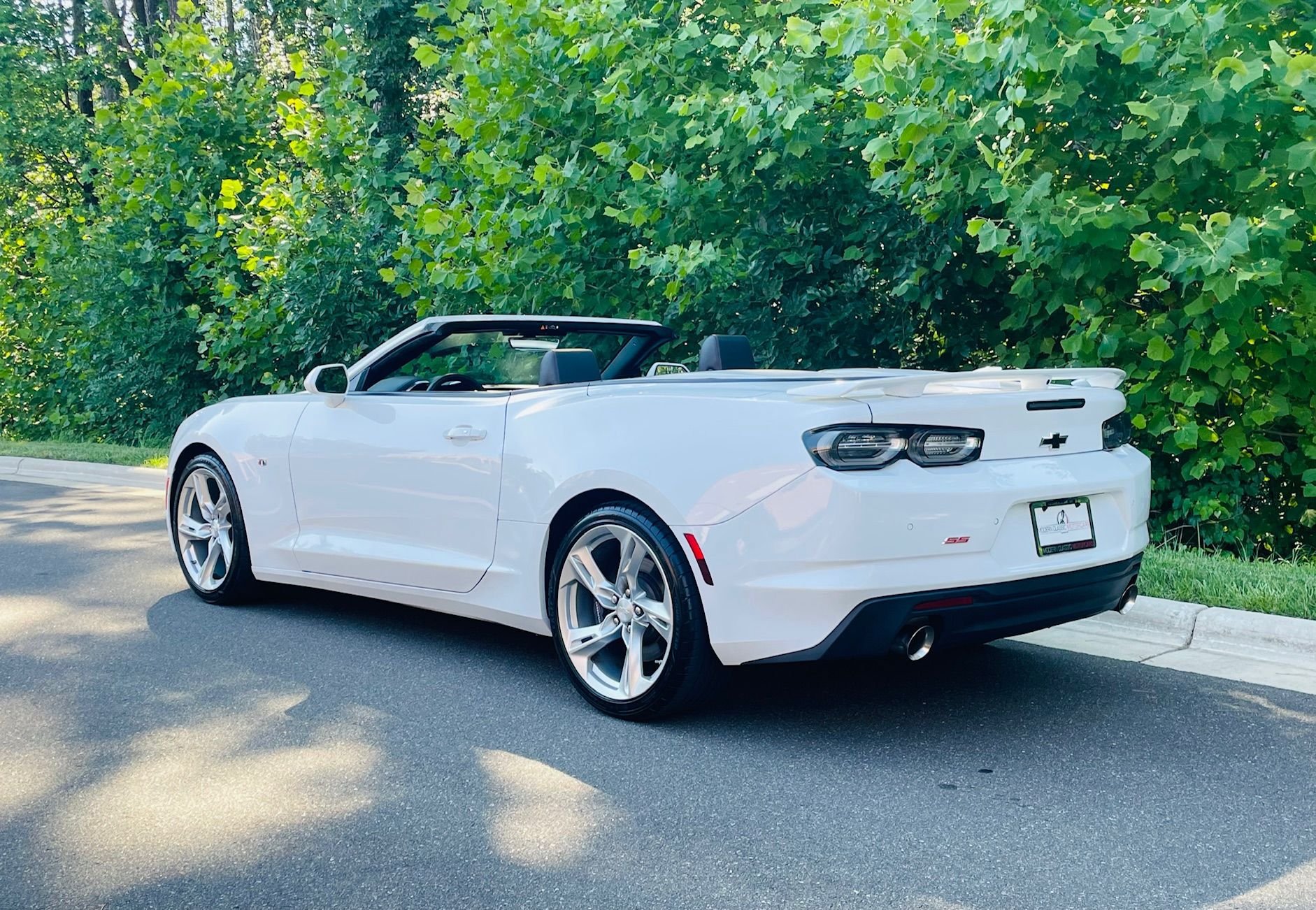 Used 2022 Chevrolet Camaro SS RWD image 61