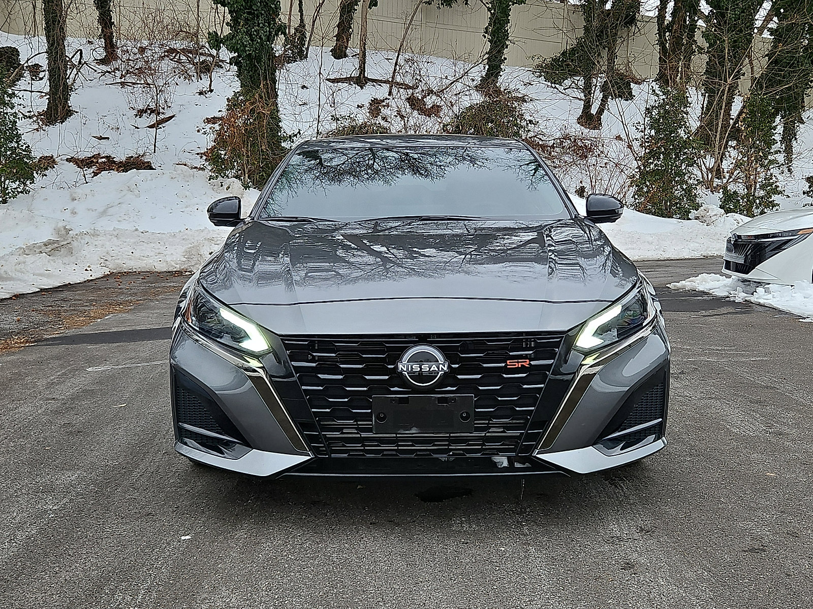 Certified 2023 Nissan Altima 2.0 SR image 2