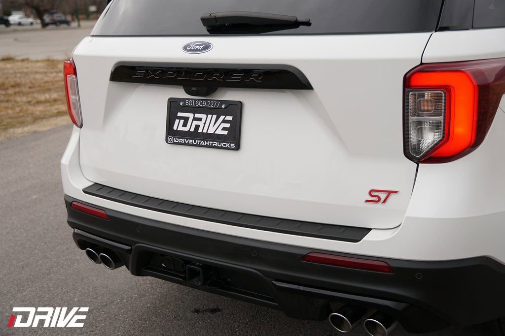 Used 2023 Ford Explorer ST w/ Equipment Group 401A image 11