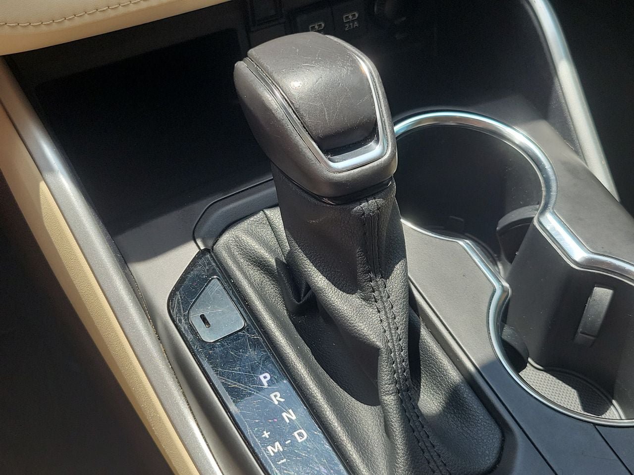 Used 2021 Toyota Highlander XLE FWD image 28