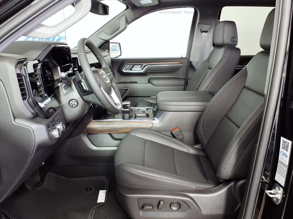 New 2026 GMC Sierra 1500 SLT image 19