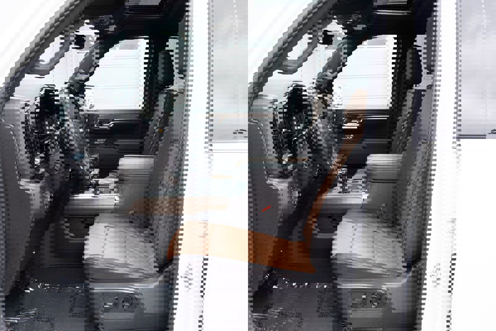 Used 2025 Chevrolet Silverado 1500 High Country w/ Technology Package image 10