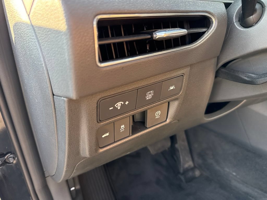 Used 2023 Hyundai Sonata Limited FWD image 18