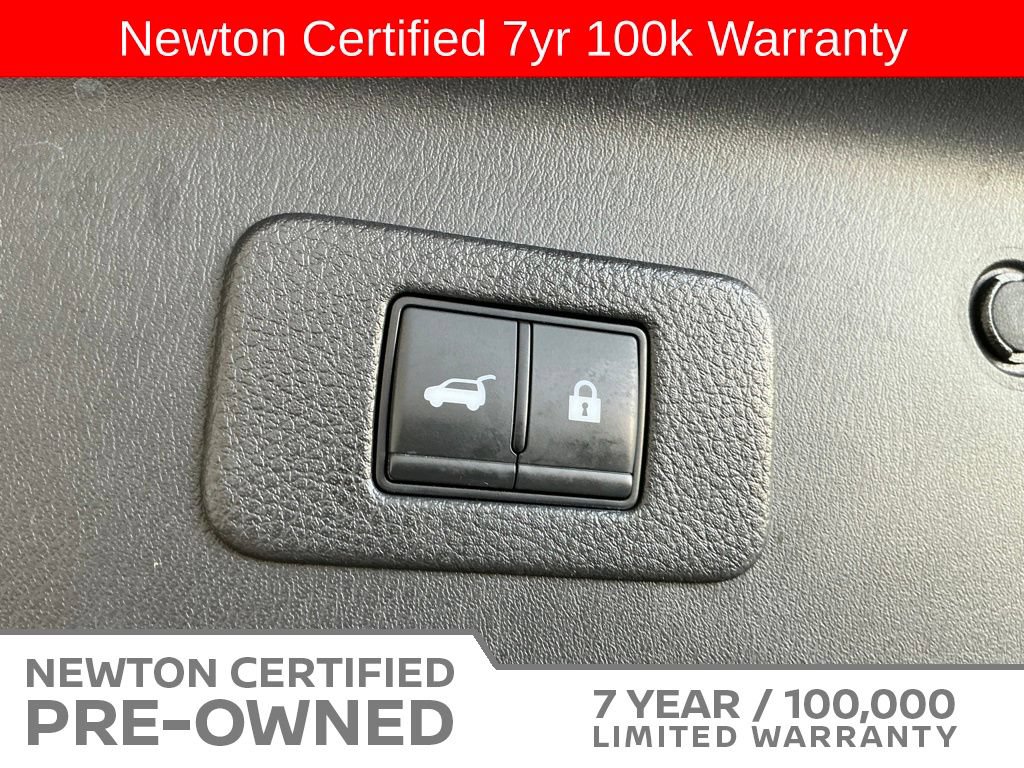 Used 2023 Nissan Armada SL w/ Captain's Chairs Package RWD image 27