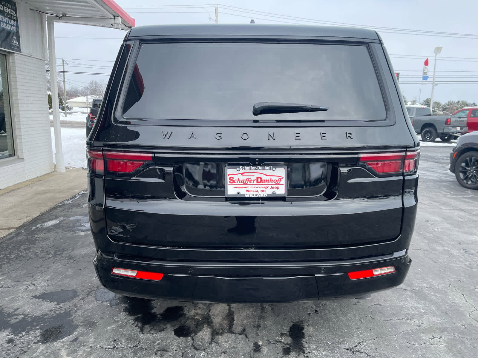 Used 2024 Jeep Wagoneer Series II image 4