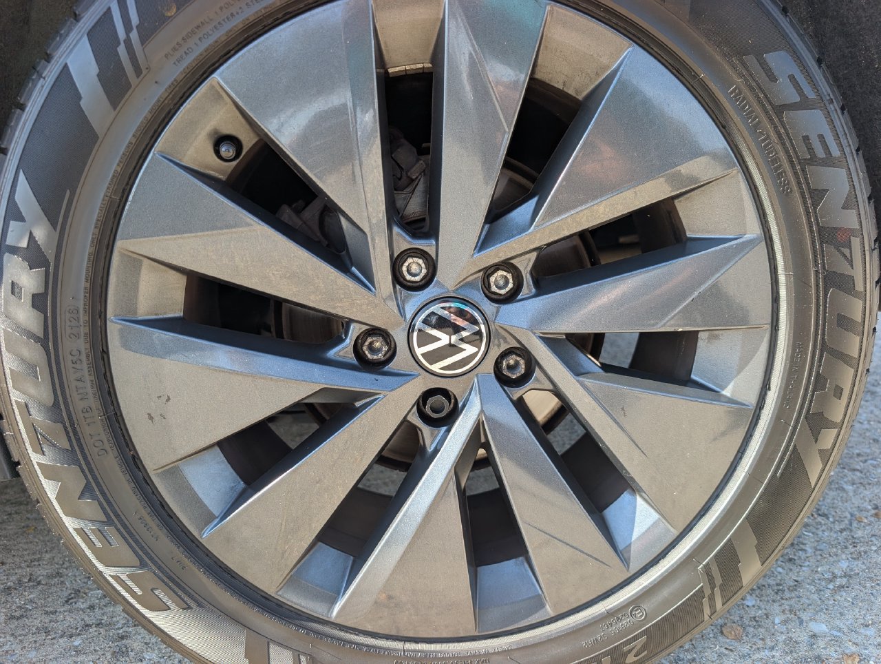 Used 2024 Volkswagen Taos S FWD image 7