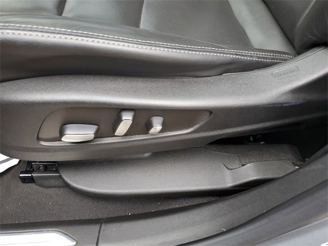 Certified 2022 Cadillac XT5 Premium Luxury image 26