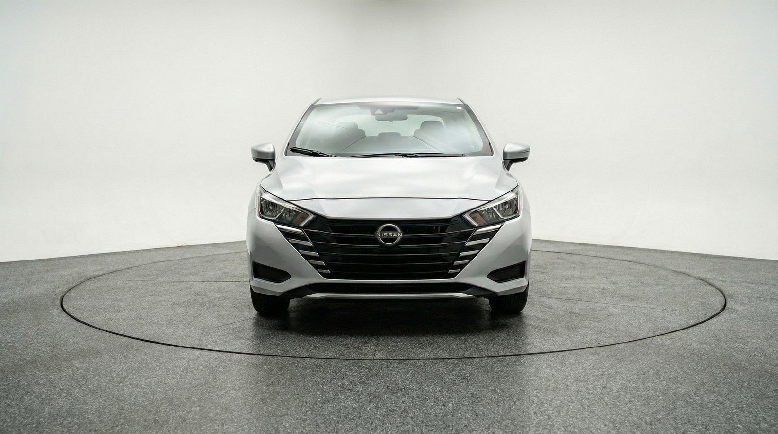 Used 2025 Nissan Versa SV FWD image 2