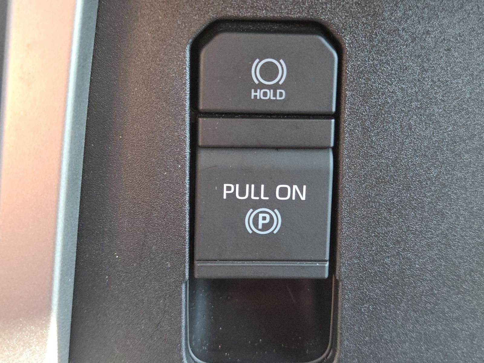 Used 2022 Toyota Tundra SR5 w/ Convenience Package image 32