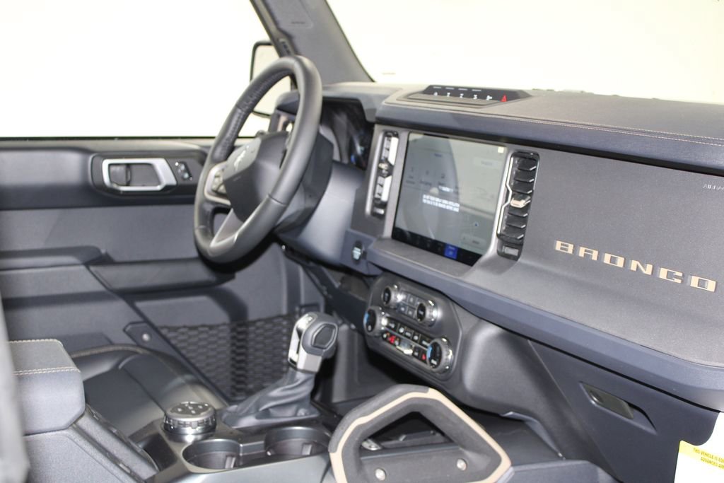 New 2025 Ford Bronco Badlands image 28