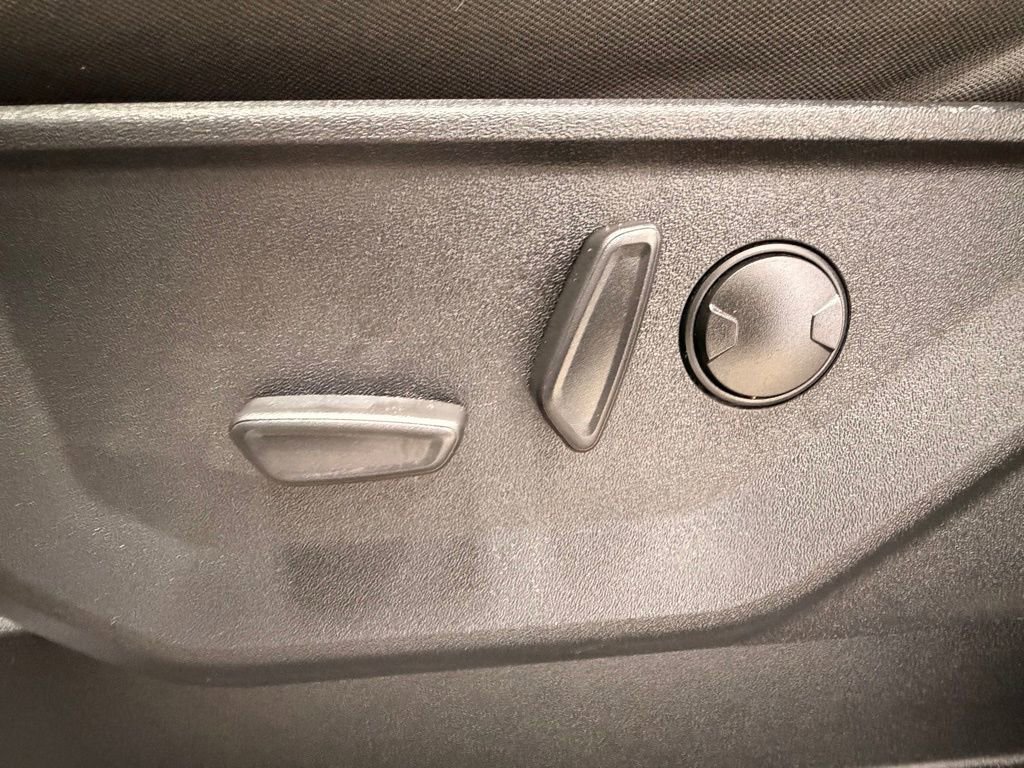 Used 2023 Ford F150 XLT w/ Equipment Group 302A High image 28