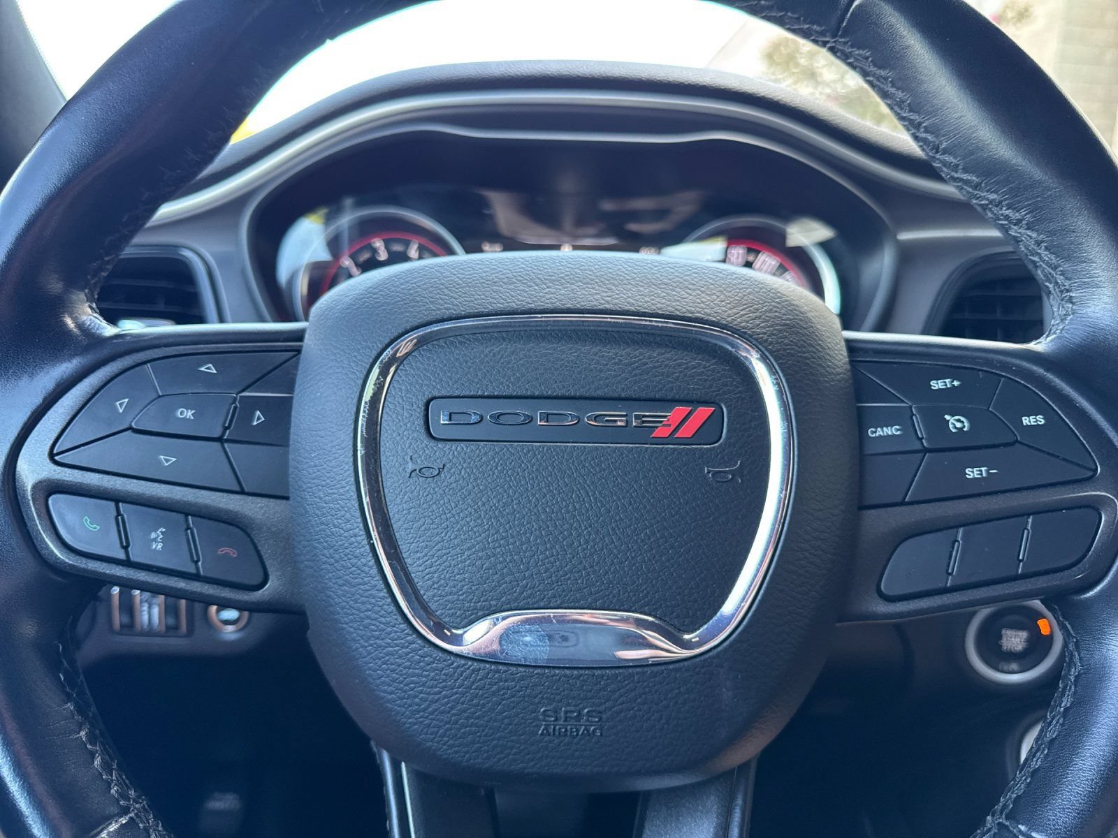 Used 2022 Dodge Challenger SXT RWD image 26