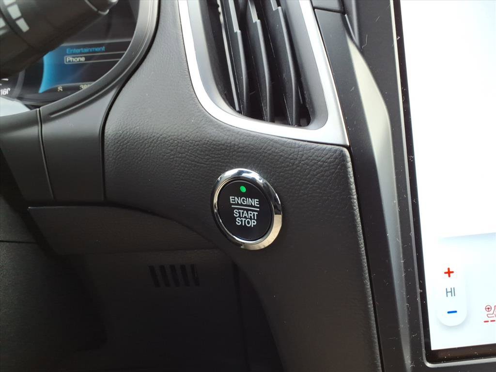 Certified 2024 Ford Edge SEL w/ Convenience Package image 23