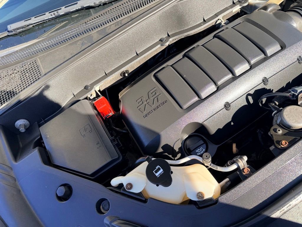 Used 2012 Chevrolet Traverse LT w/ All-Star Edition image 39