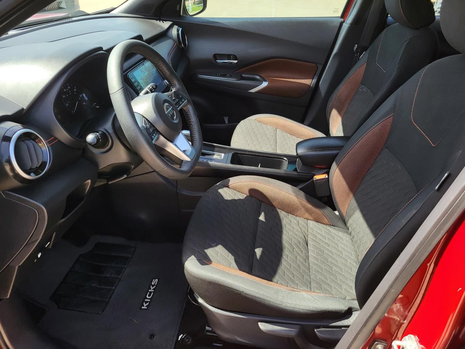Used 2021 Nissan Kicks SR FWD image 22