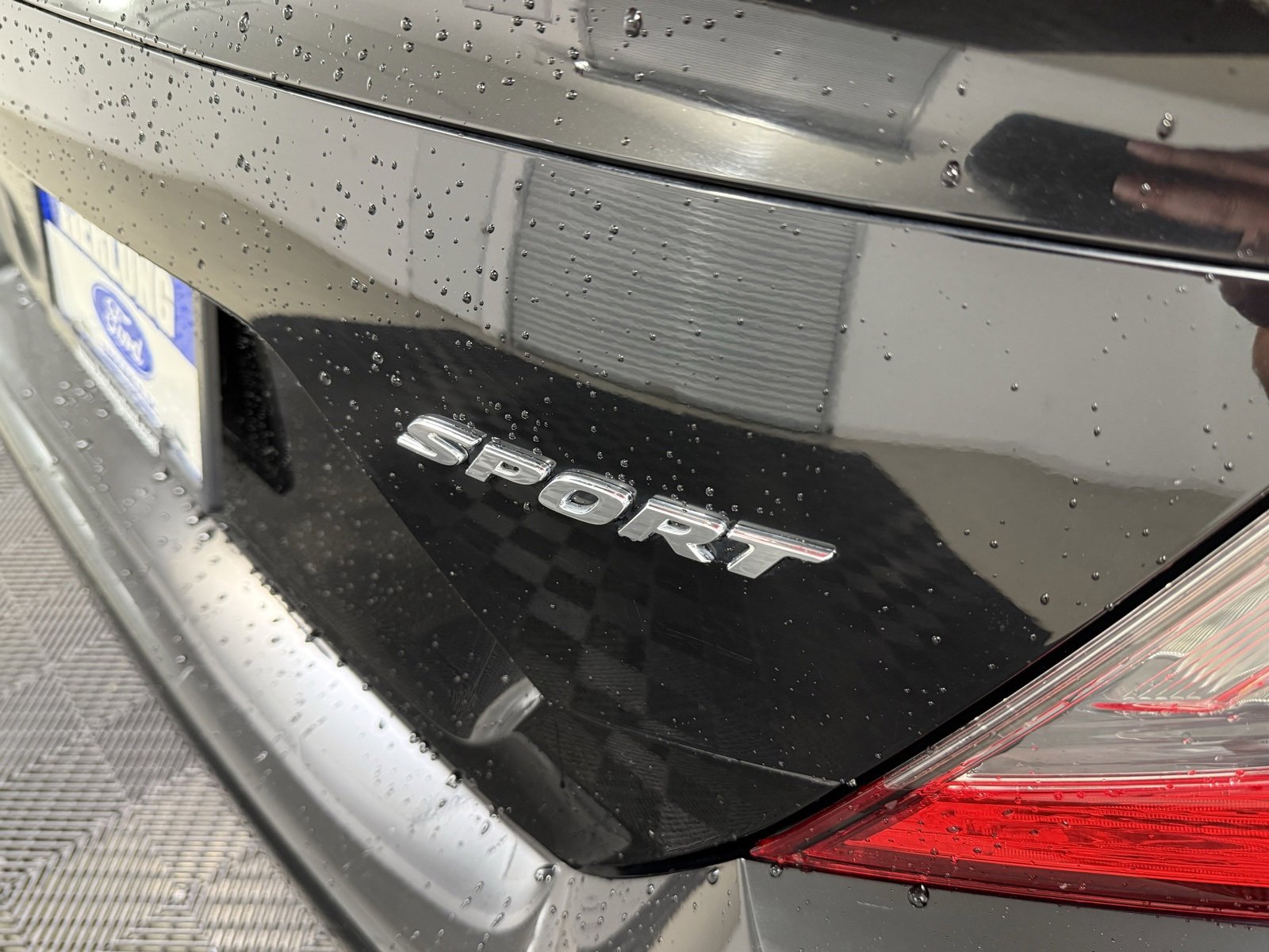 Used 2020 Honda Civic Sport image 8