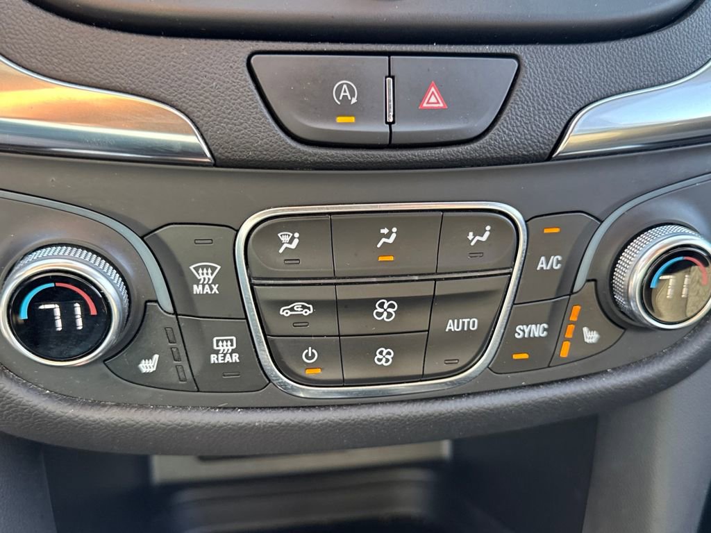 Used 2024 Chevrolet Equinox LT image 12