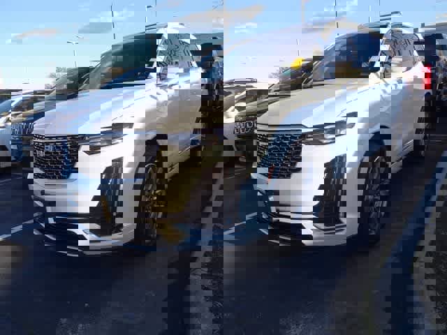 Used 2021 Cadillac XT6 Premium Luxury