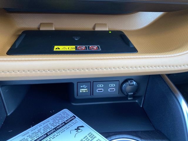 New 2026 Toyota Highlander Platinum AWD/4WD image 12