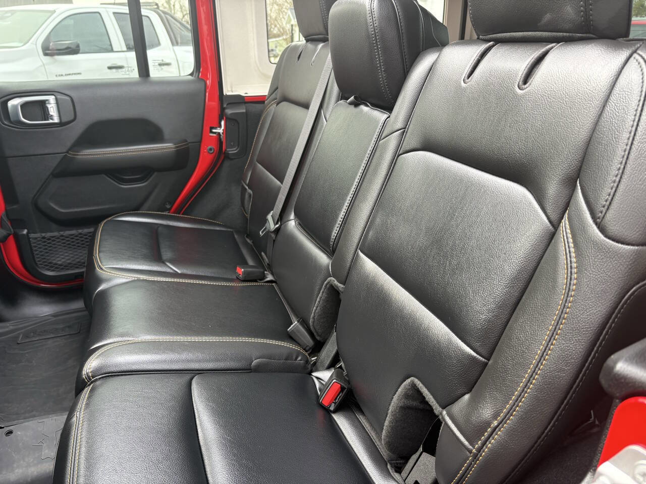 Used 2024 Jeep Wrangler Unlimited Sahara w/ Safety Group AWD/4WD image 46