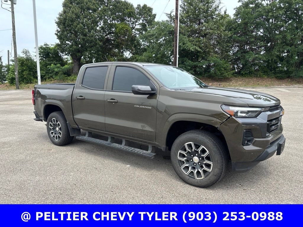 Used 2024 Chevrolet Colorado LT w/ LT Convenience Package III RWD image 1
