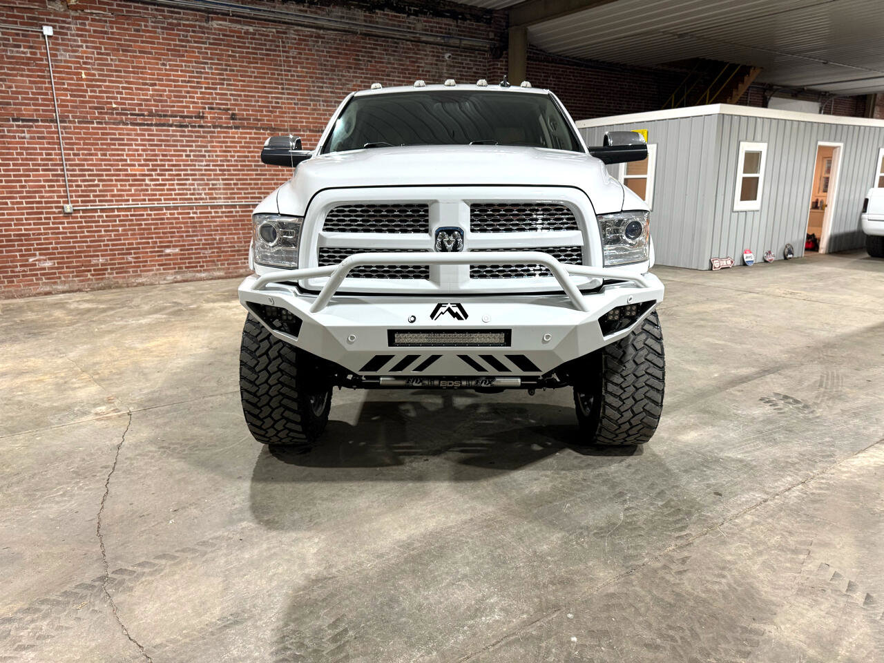 Used 2016 RAM 2500 Laramie w/ Convenience Group image 2