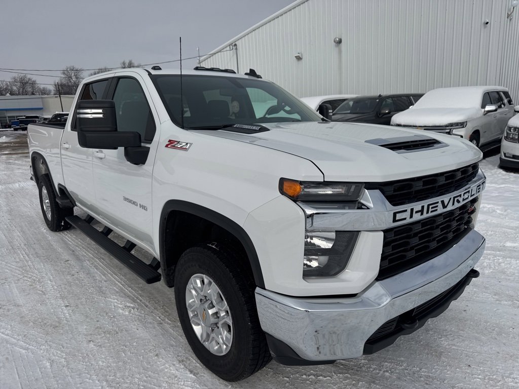 Used 2022 Chevrolet Silverado 3500 LT image 8