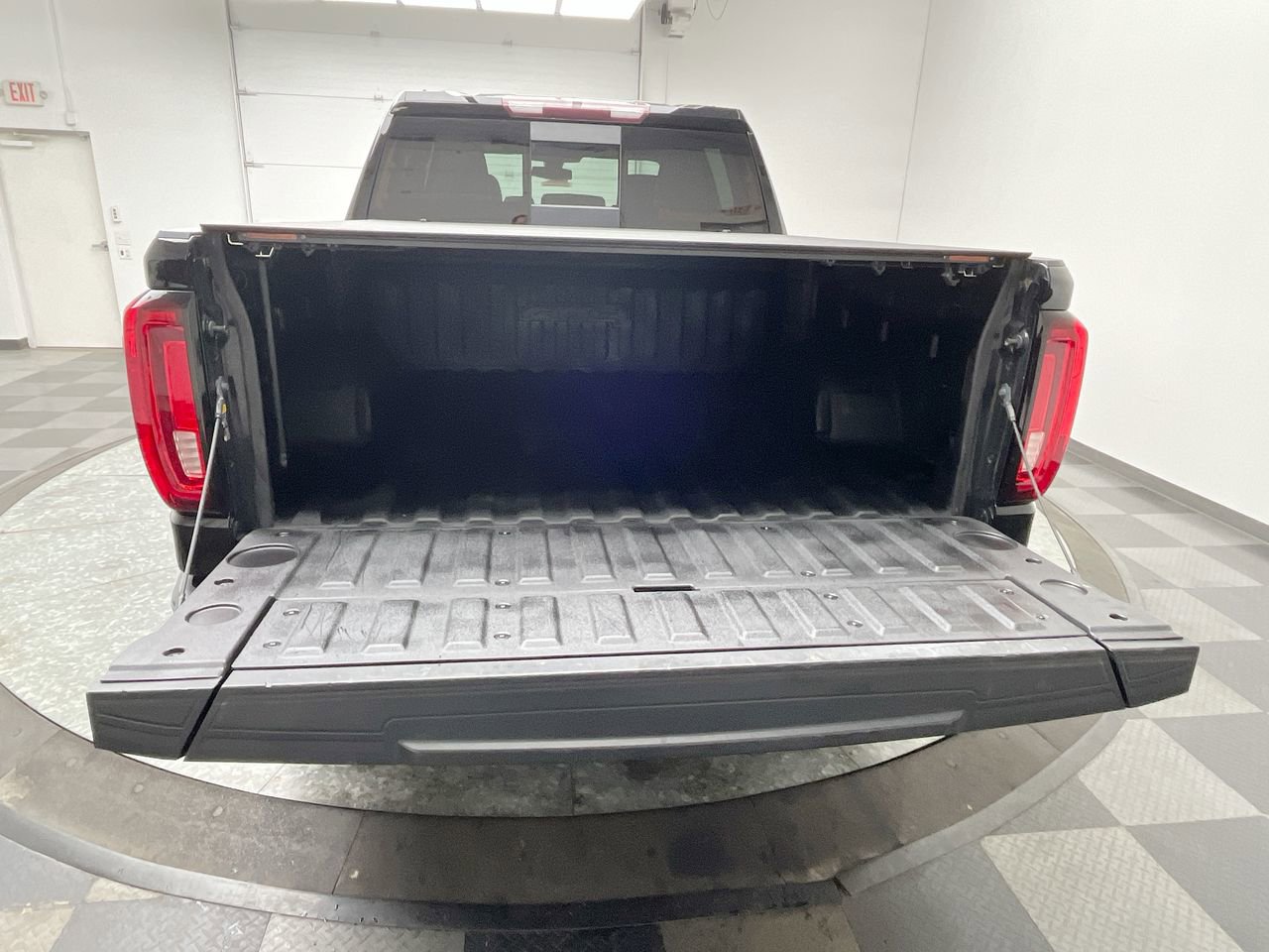 Used 2020 GMC Sierra 1500 AT4 w/ AT4 Premium Package AWD/4WD image 33