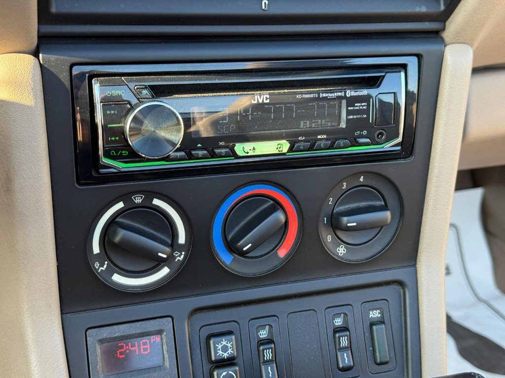 Used 1996 BMW Z3 1.9 image 14