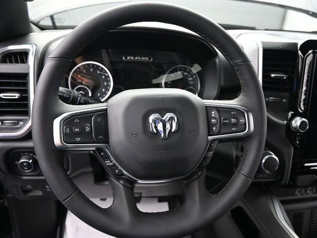 New 2026 RAM 1500 4x4 Crew Cab image 29